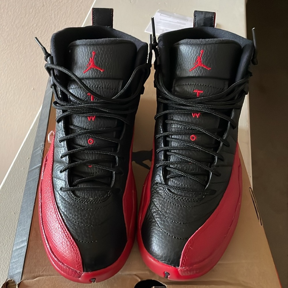 Jordan 12 RETRO 2016 MENS 8.5